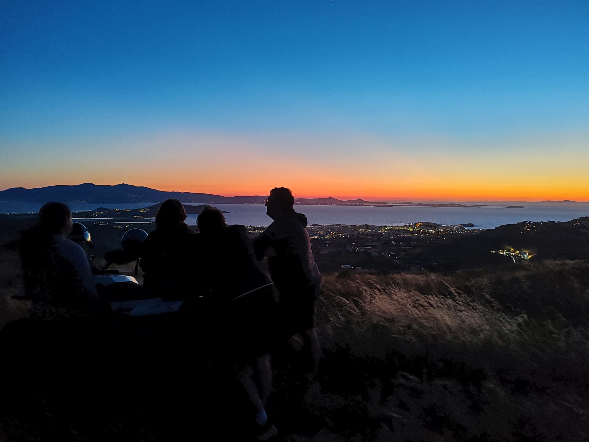 The Royal Sunset Tour — scene 2